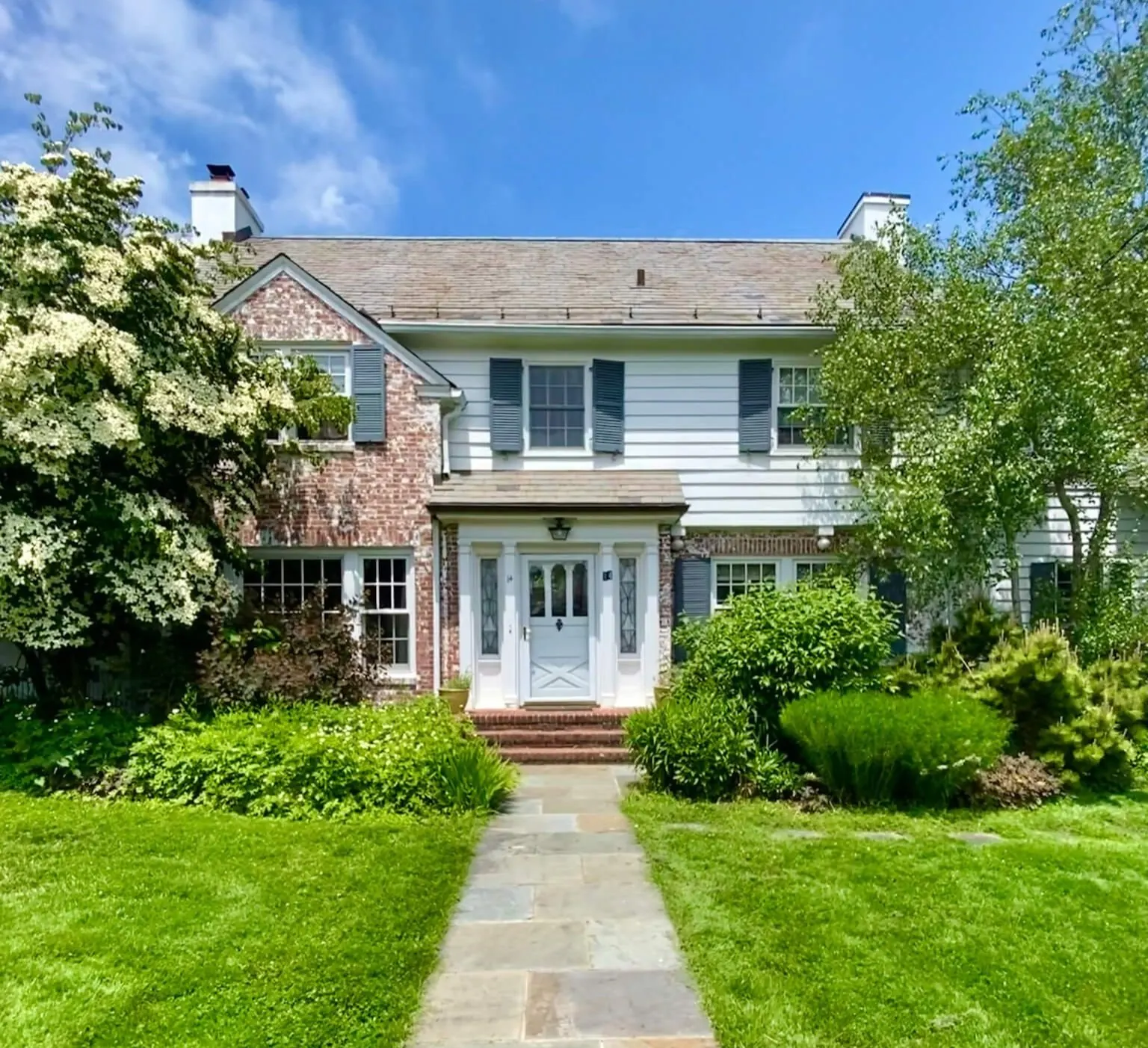 14 Bradford Road, Scarsdale
