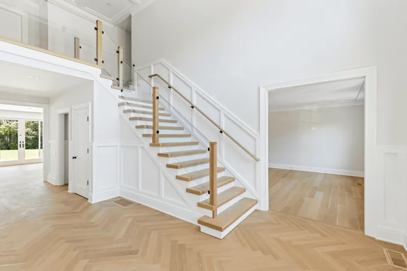 Foyer with open staircase