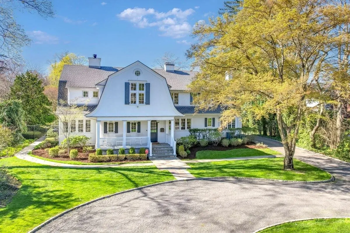 91 Garden Road, Scarsdale